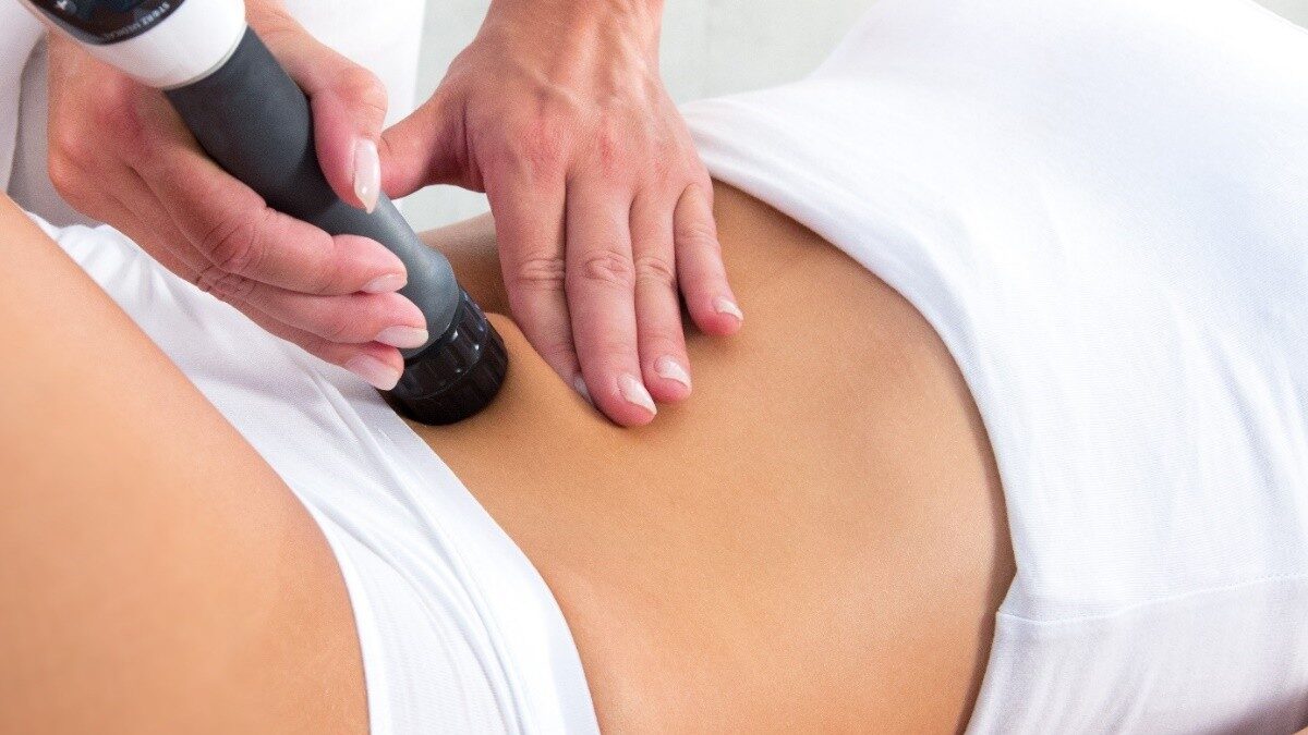 novemed-zabiegi-fala-uderzeniowa-storz-medical-zabieg-01